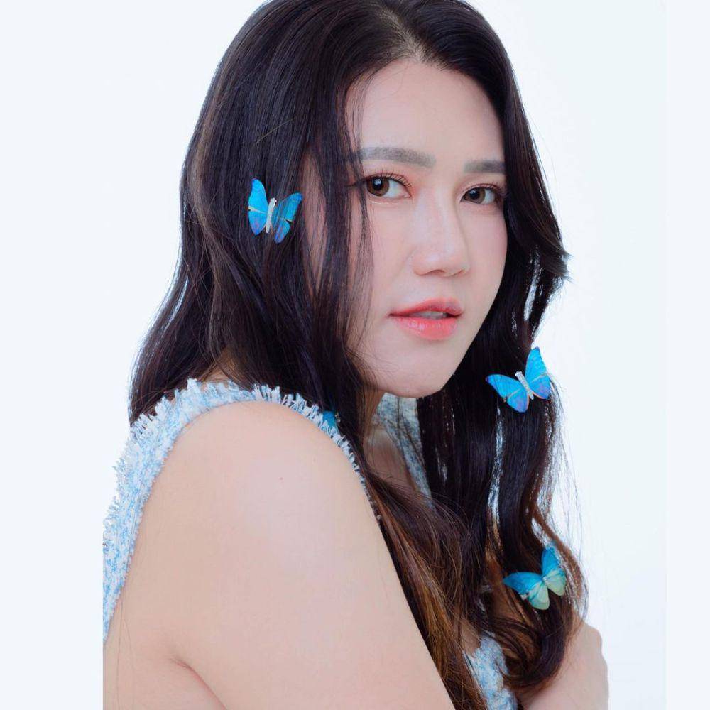 makeup natural ala Via Vallen (instagram.com/viavallen)