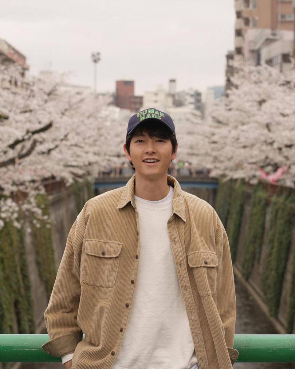 Song Joong Ki (instagram.com/hi_songjoongki)
