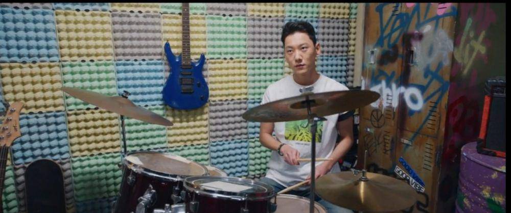 Lee Tae Hoon di drakor Lovely Runner (dok. VIU/Lovely Runner)