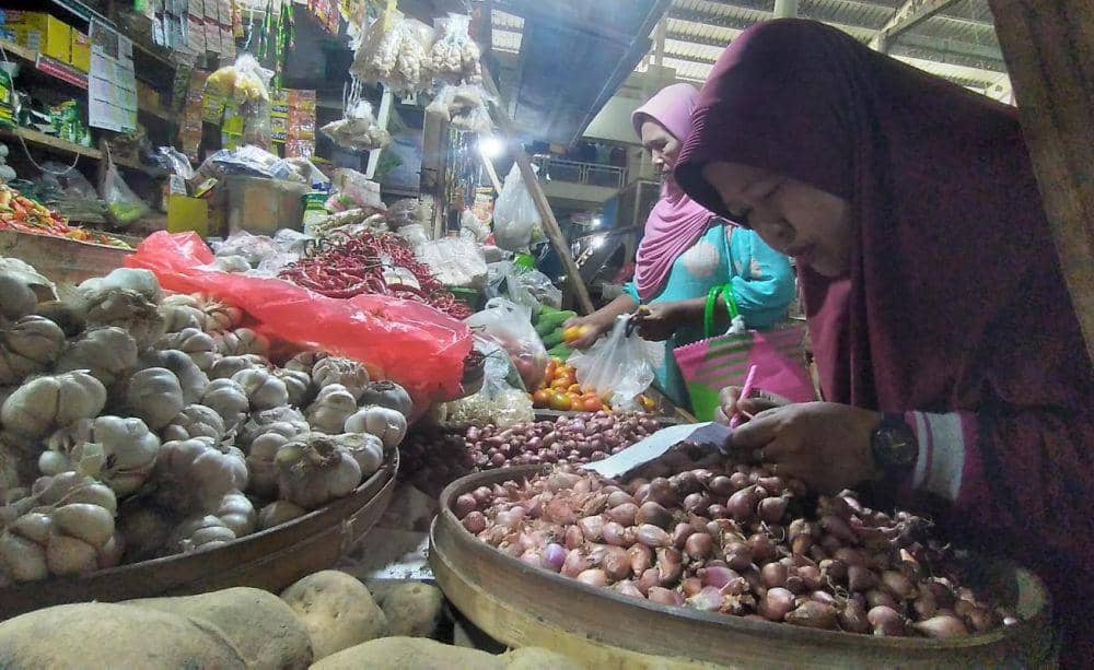 Harga Bawang Merah di Madiun Tembus Rp60 Ribu
