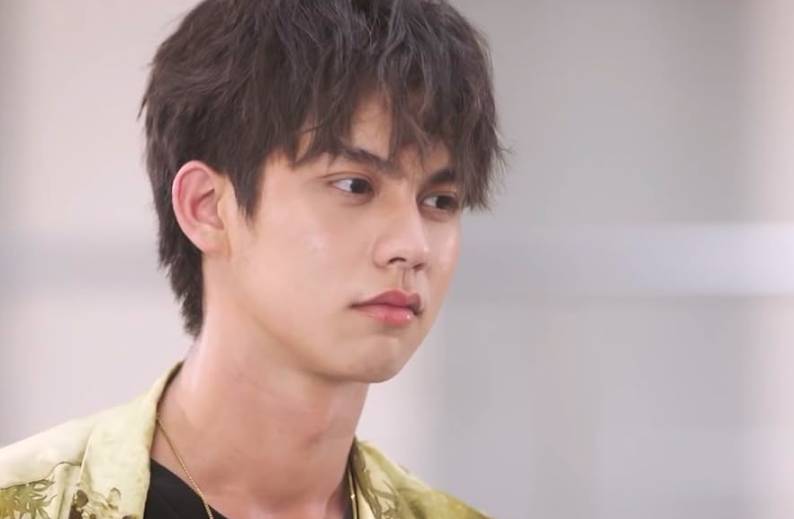 potret Bright Vachirawit di F4 Thailand: Boys Over Flowers (imdb.com/Vachirawit Chivaaree)