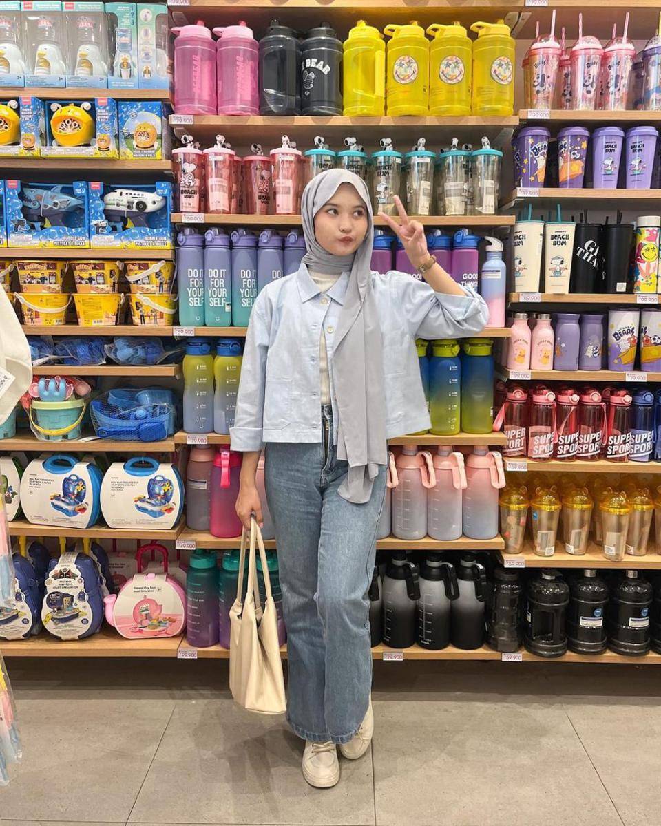 Siska Amera (instagram.com/siskaamera)