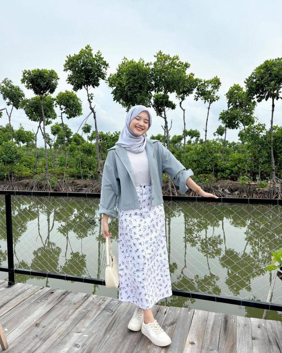 Siska Amera (instagram.com/siskaamera)