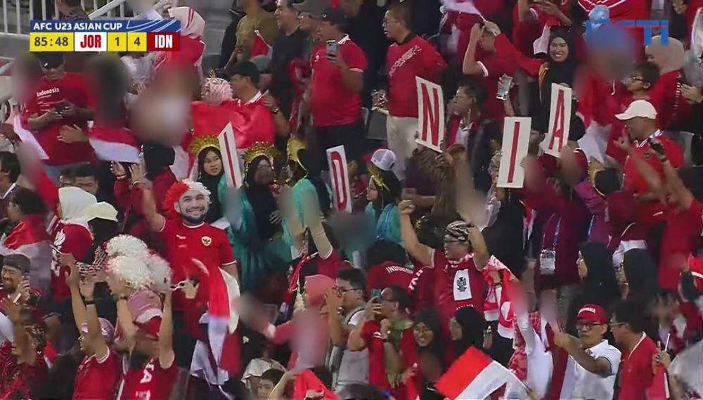 potret editan Teuku Wisnu nimbrung saat Timas U-23 menang lawan Yodanina U-23 (instagram.com/teukuwisnu)