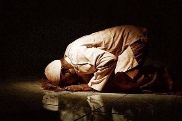 Ilustrasi sholat. (Pinterest/islampos)