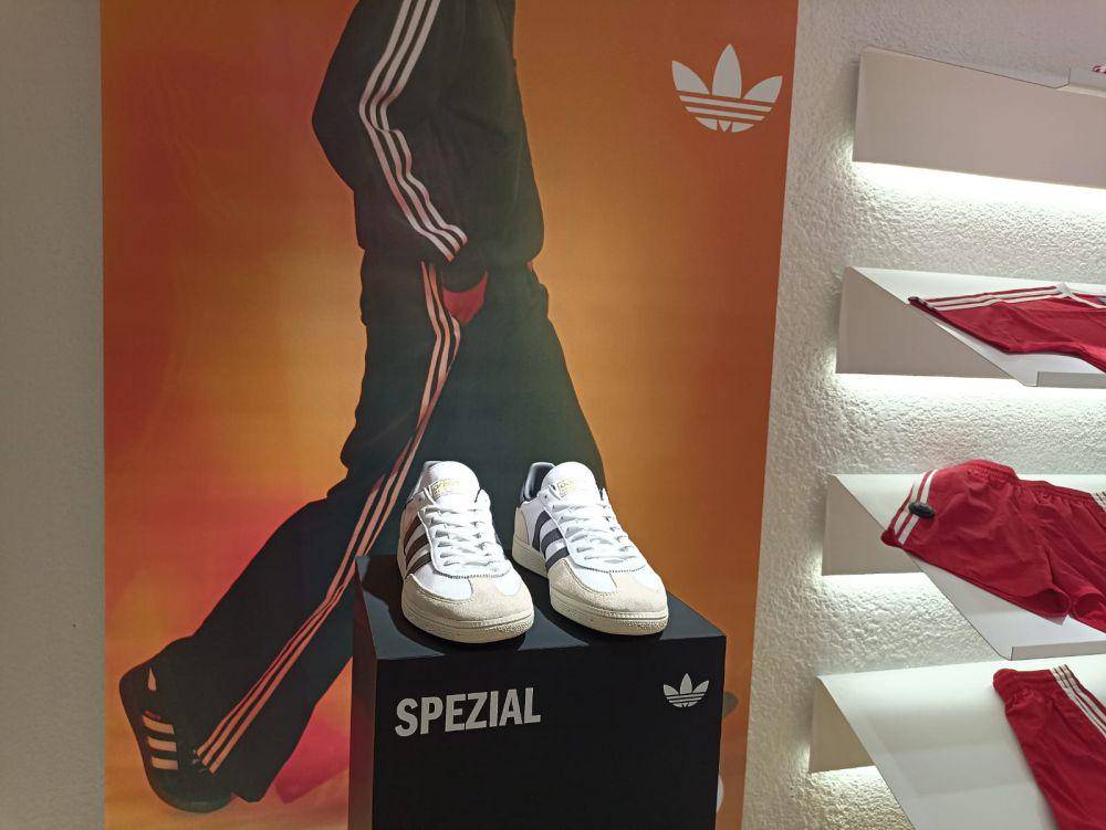 The Originals Experience hasil kolaborasi JD Sports Indonesia, adidas, dan Hypebeast. 23 April 2024. (IDN Times/M. Tarmizi Murdianto)