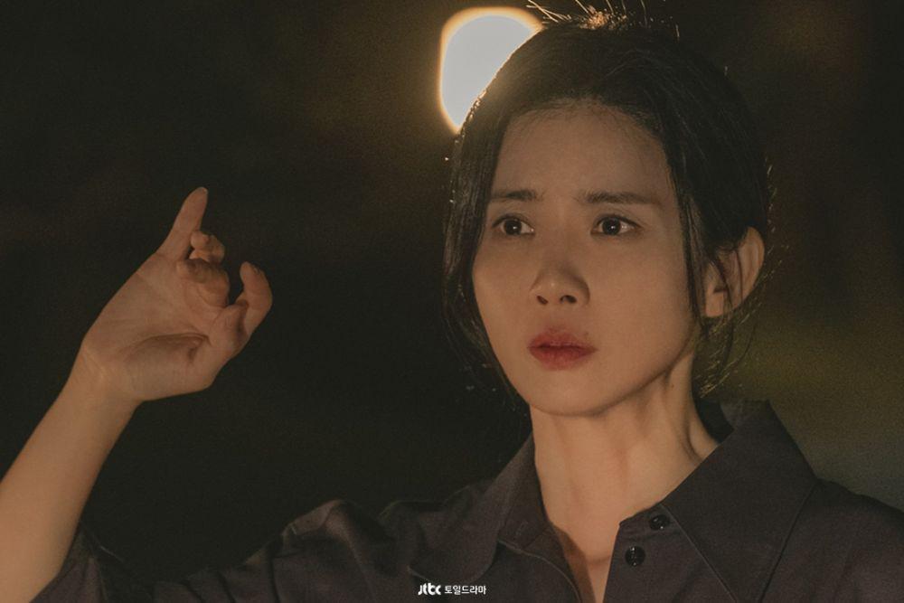 9 Kemalangan Na Moon Young di Drakor Hide, Ditipu Ayah dan Suaminya