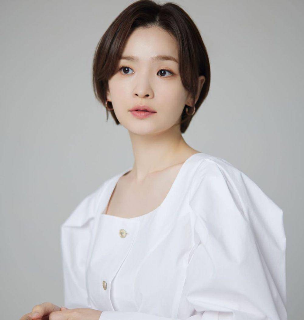 Jeon Mi Do (instagram.com/mido_ring)