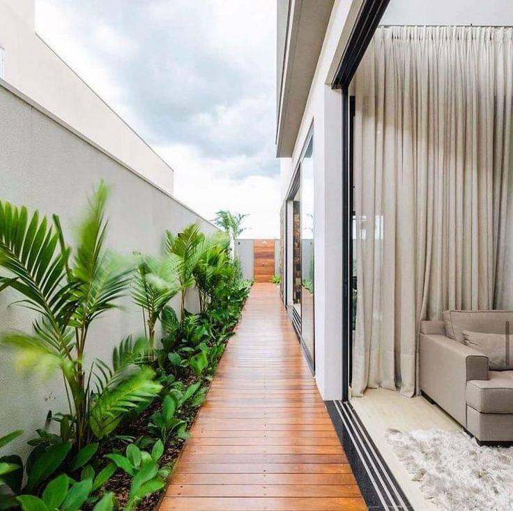 inspirasi foodpath untuk ciptakan side yard minimalis (behance.net)