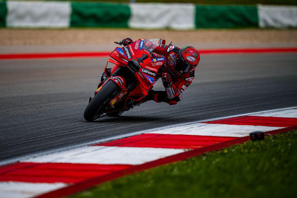 Francesco Bagnaia saat menjalani pekan balap GP Portugal 2024. (ducati.com)