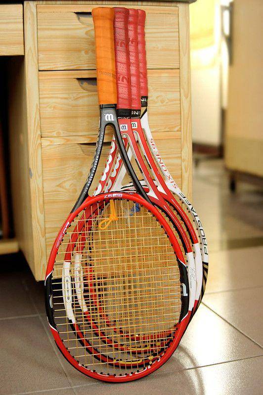 ilustrasi raket tenis Wilson Pro Staff RF97 (Flickr.com/三井)