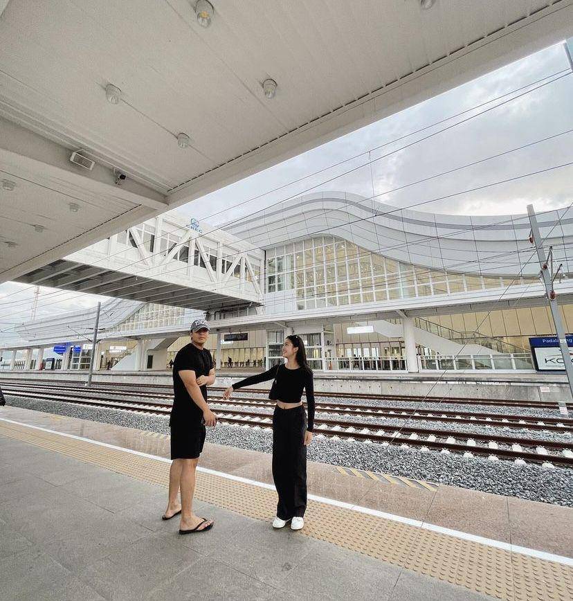 potret dekat Billy Syahputra dan Chandrika Chika (Instagram.com/chndrika_)