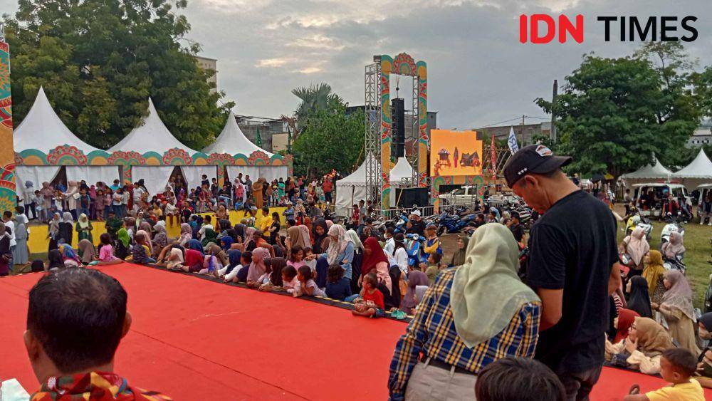 Situasi di panggung utama festival Rimpu Mantika