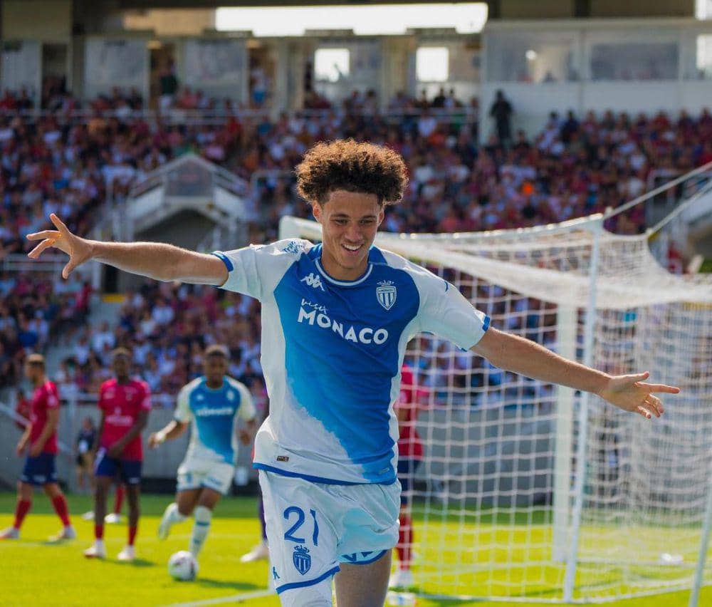 Maghnes Akliouche (instagram.com/maghnes.a)