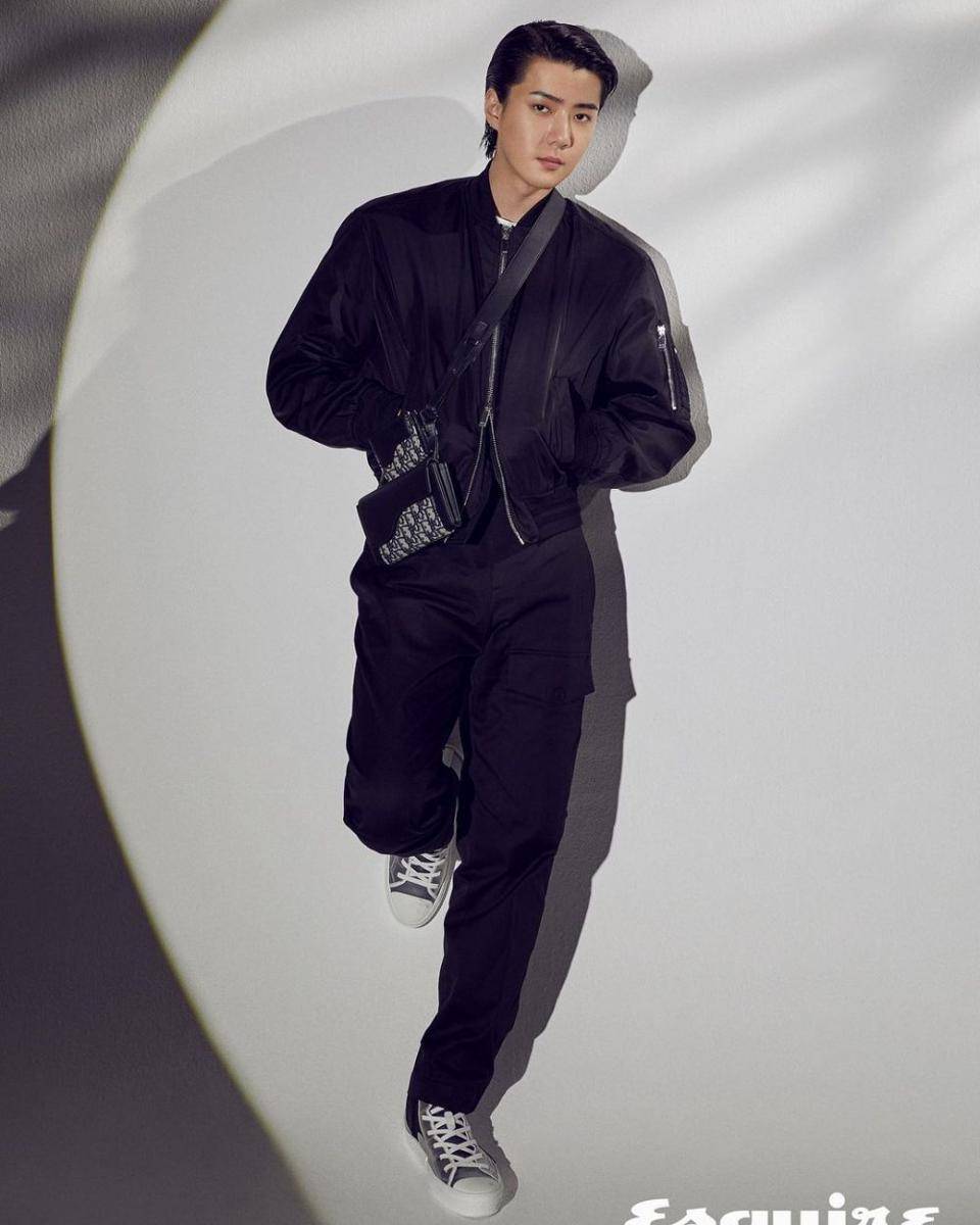 padu padan long pants ala Sehun EXO (instagram.com/oohsehun)