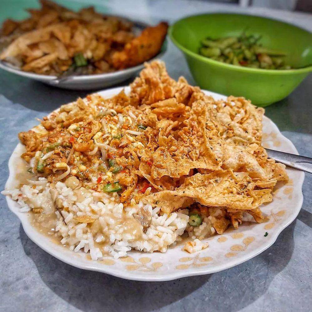 Menu pecel tumpang. (Instagram.com/khaskediri)