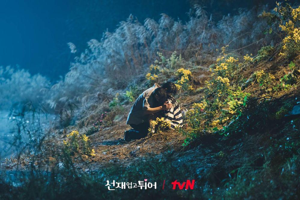 still cut drakor Lovely Runner (Instagram.com/tvn_drama)