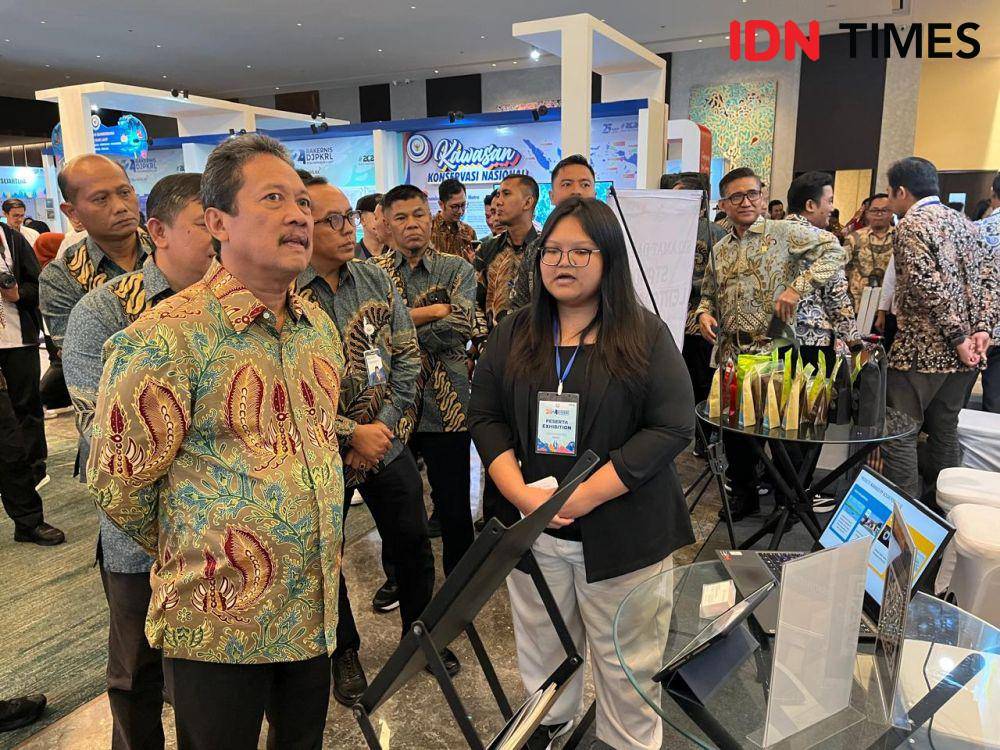 Menteri Kelautan dan Perikanan, Sakti Wahyu Trenggono menghadiri acara Rapat Kerja Teknis (Rakernis) Direktorat Jenderal Pengelolaan Kelautan dan Ruang Laut (PKRL) Kementerian Kelautan dan Perikanan di Semarang, Kamis (25/4/2024). (IDN Times/Anggun Puspitoningrum)