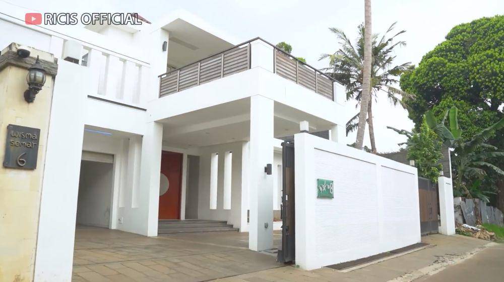 rumah baru Ria Ricis (YouTube.com/Ricis Official)