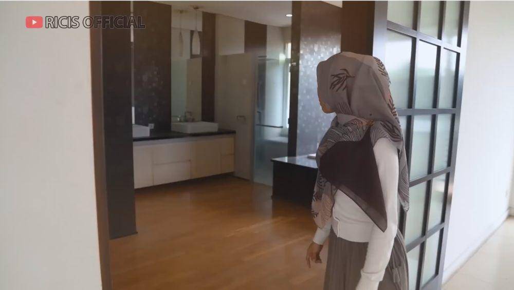rumah baru Ria Ricis (YouTube.com/Ricis Official)