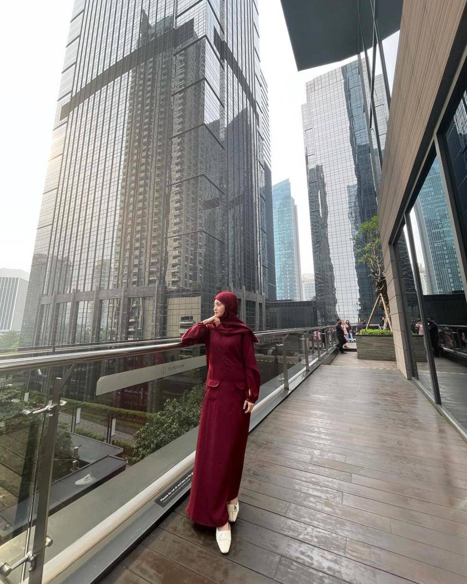 Ayu Rizki Yani (instagram.com/ayurizkiyaniucha)