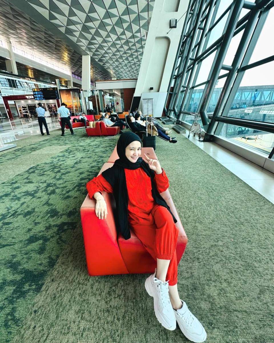 Ayu Rizki Yani (instagram.com/ayurizkiyaniucha)
