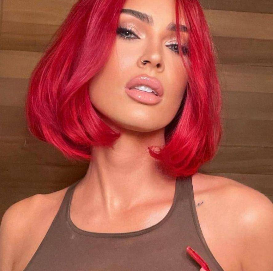 Megan Fox (instagram.com/meganfox)