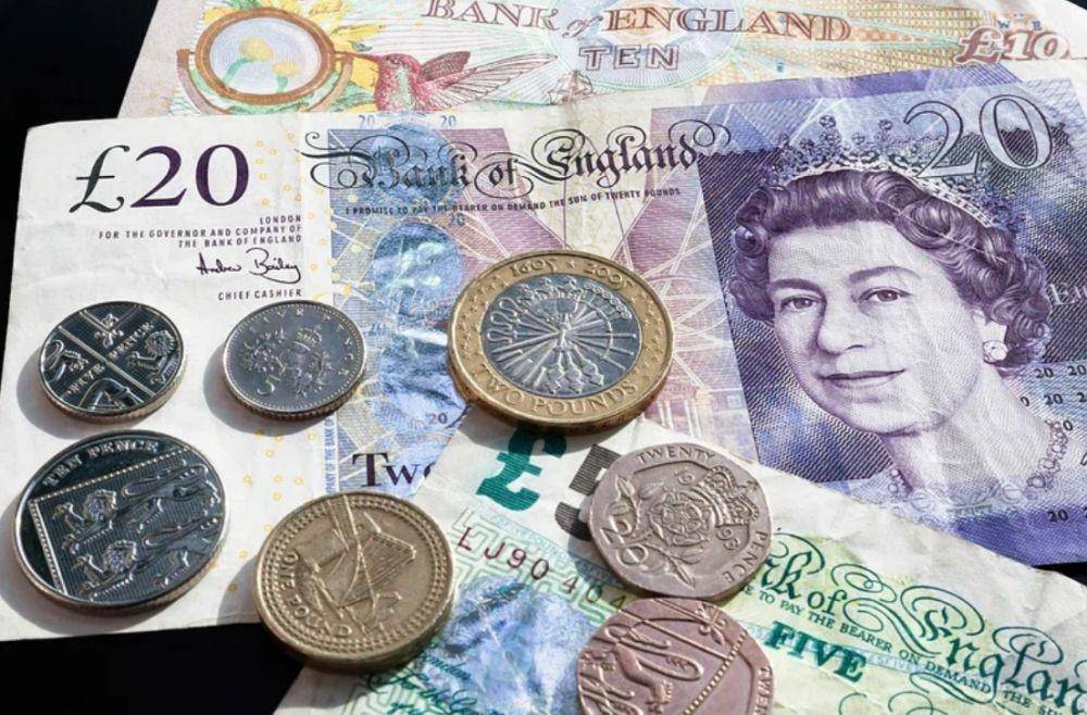 ilustrasi uang Pound Sterling Inggris zaman dahulu (Rawpixel.com)