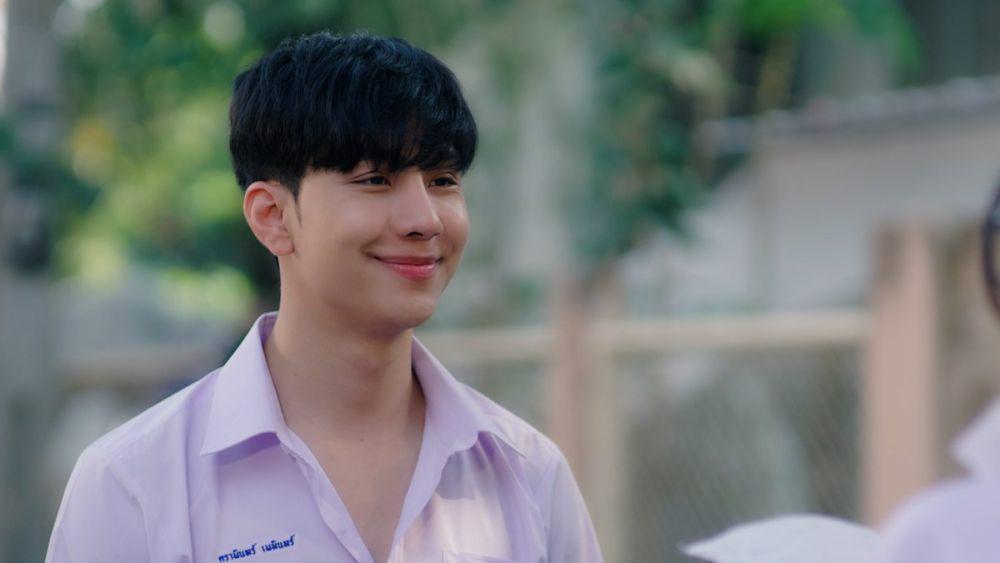 potret Mond Tanutchai di drama Ploy's Yearbook (dok. GMMTV/Ploy's Yearbook)
