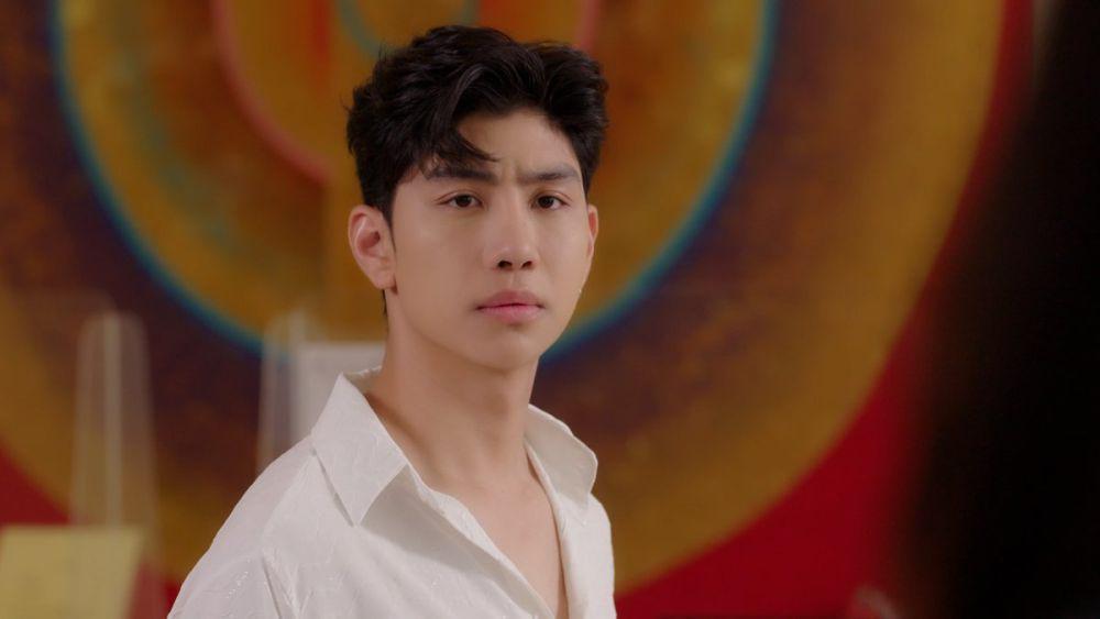potret Mond Tanutchai di drama Ploy's Yearbook (dok. GMMTV/Ploy's Yearbook)