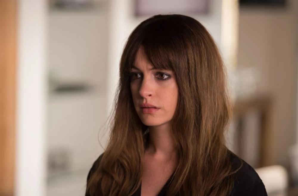 5 Film yang Diproduseri Anne Hathaway, Terbaru The Idea of You