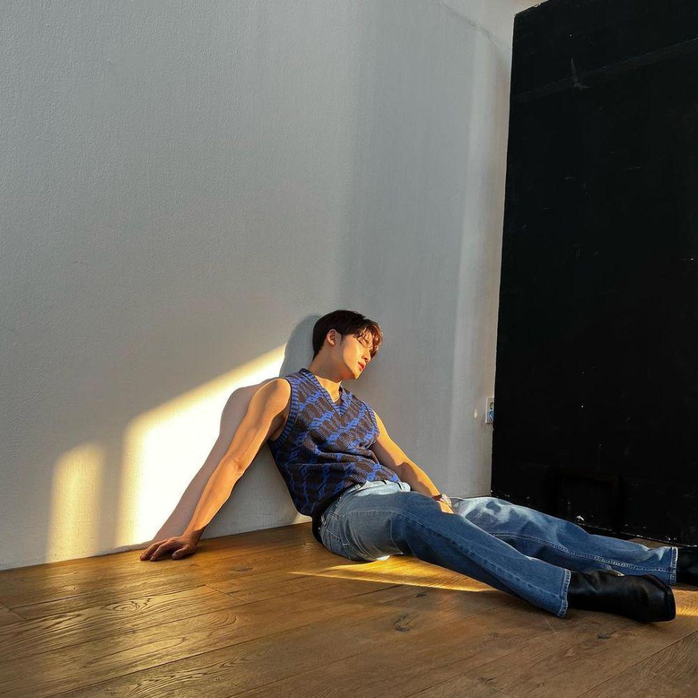 OOTD denim ala Mingyu SEVENTEEN (instagram.com/min9yu_k)