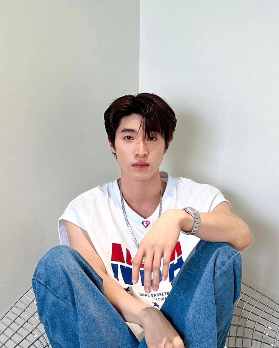 Blue Pongtiwat (instagram.com/blue_pongtiwat)