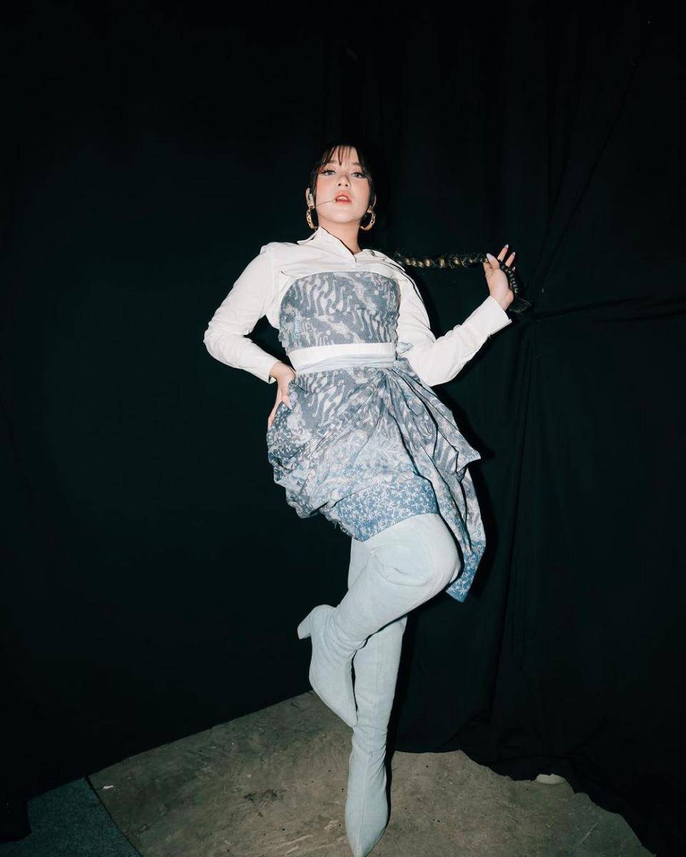 OOTD nuansa putih ala Tiara Andini (instagram.com/tiaraandini)