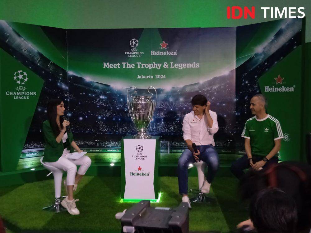 Heineken bawa lagi trofi Liga Champions ke Jakarta. (IDN Times/Sandy Firdaus)