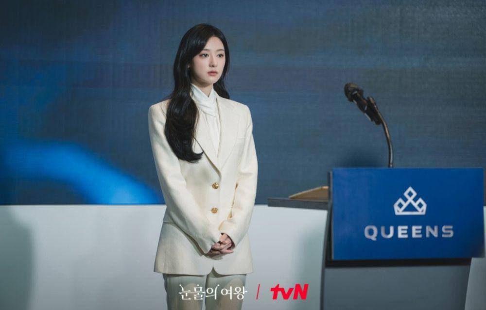 Kim Ji Won di drama Queen of Tears (dok. tvN/Queen of Tears)
