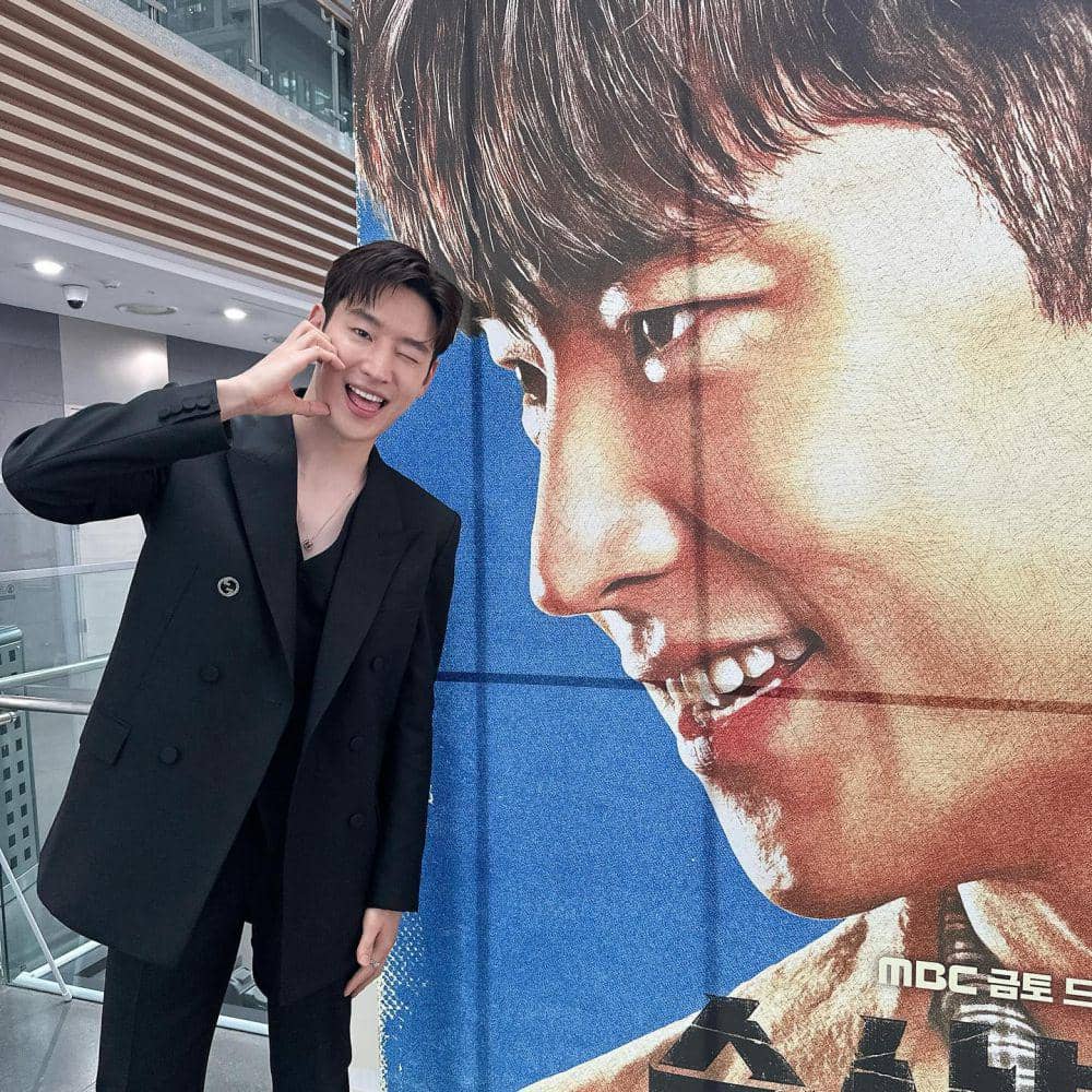 potret Lee Je Hoon (instagram.com/leejehoon_official)