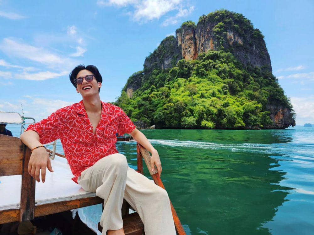 outfit liburan (instagram.com/tawan_v)