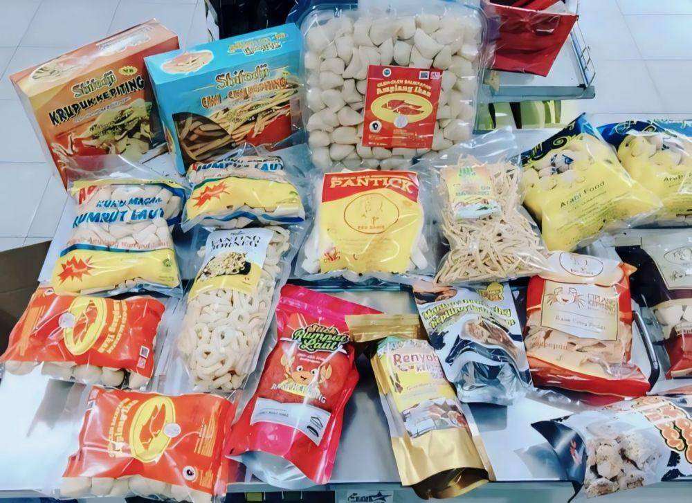 Amplang Sibayak (instagram.com/amplangsibayak)