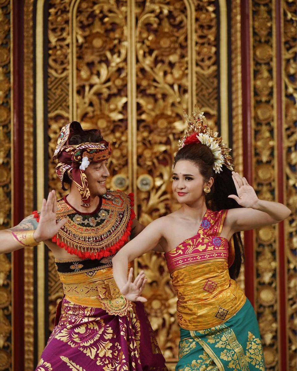 Michelle Ziudith dan Dimas Anggara untuk film Dear Paris (instagram.com/michelleziu)