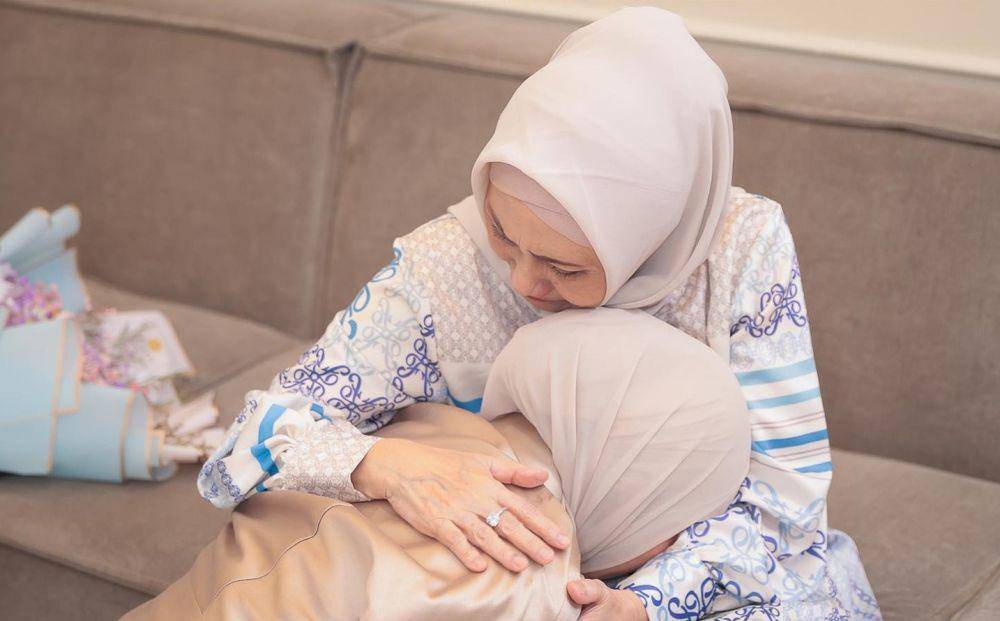 potret ulang tahun ibu tiri Olla Ramlan (instagram.com/juliandisp)