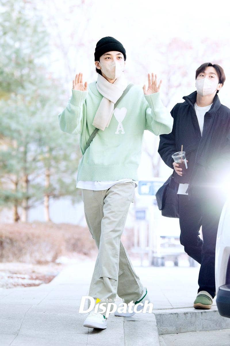 Jeonghan SEVENTEEN (dok. Dispatch/Jeong Young Woo)