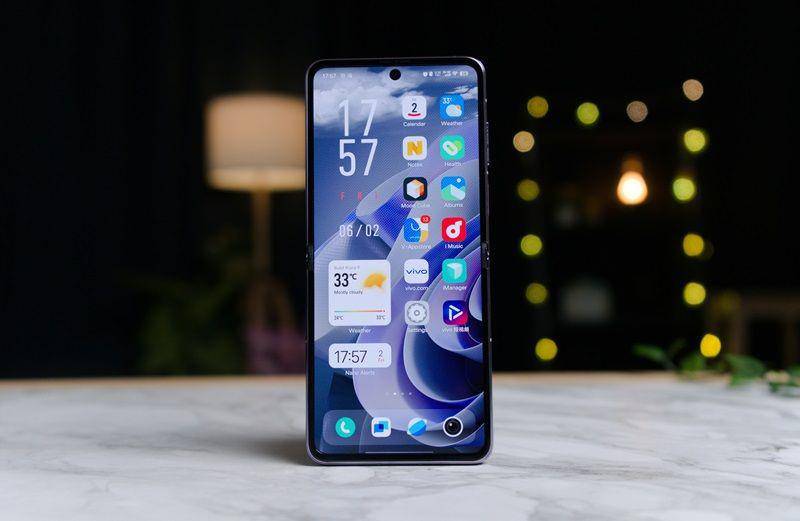 potret Vivo X Flip 2023 (unsplash.com/Amanz)