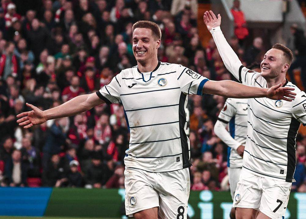 Mario Pasalic saat melakukan selebrasi gol. (instagram.com/atalantabc)