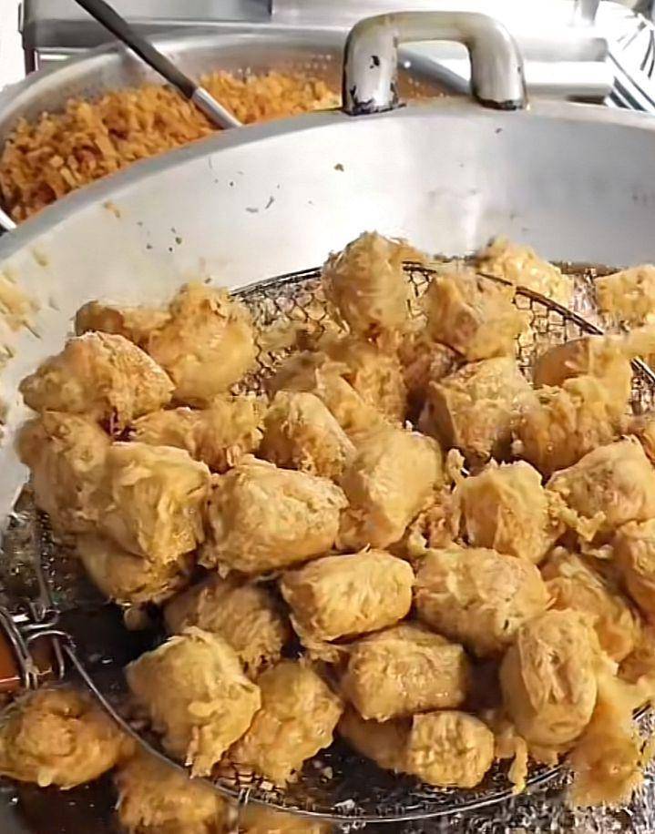 Tahu isi Nyonya Endang (TikTok @medanfoodchannel)