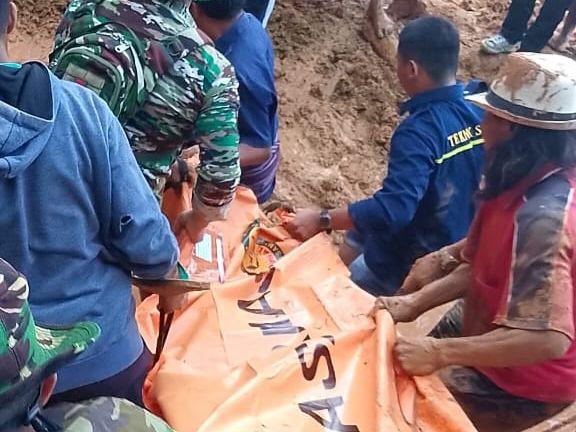 Korban Meninggal Longsor di Torut Bertambah Jadi 2 Orang