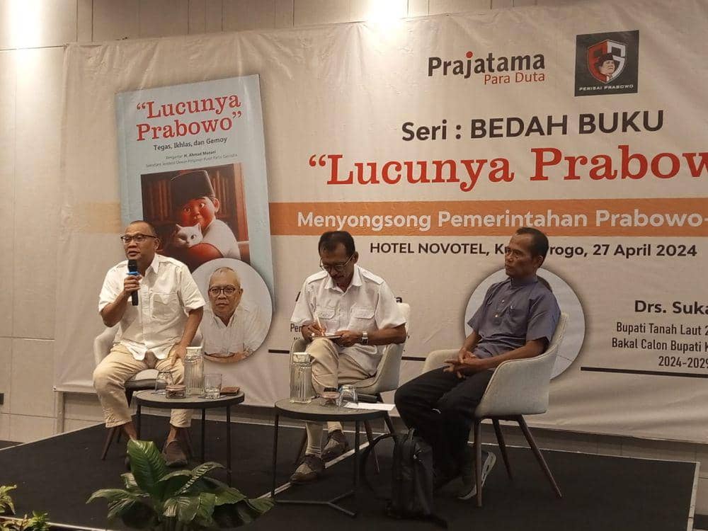 Wakil Sekretaris Jenderal DPP Partai Gerindra, Ahmad Subagya.(kiri).(IDN Times/Daruwaskita)