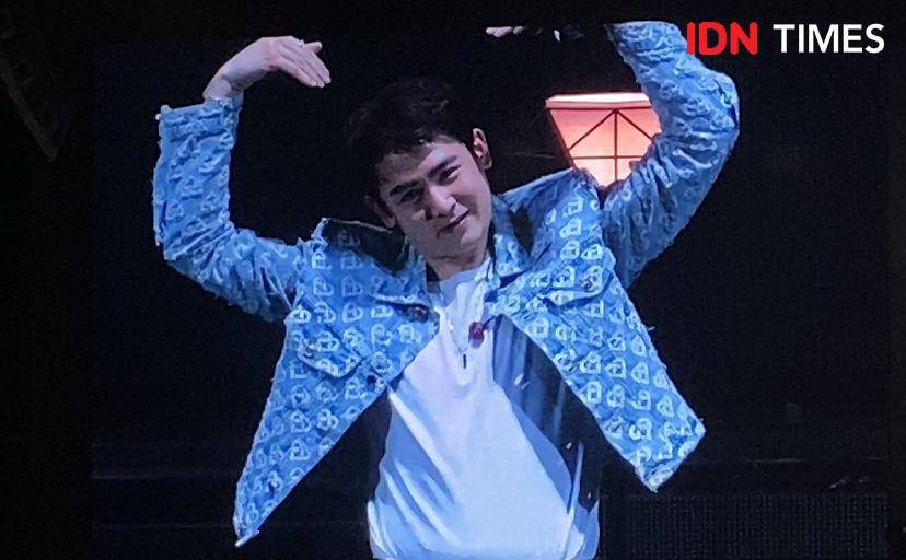 potret Nichkhun dalam acara NO.624: NICHKHUN FAN MEETING IN JAKARTA, Sabtu (27/4/2024) (IDN Times/ Rani Asnurida)