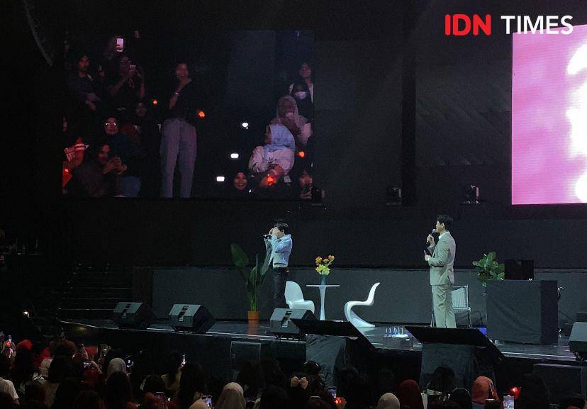 potret Nichkhun dalam acara NO.624: NICHKHUN FAN MEETING IN JAKARTA, Sabtu (27/4/2024) (IDN Times/Rani Asnurida)
