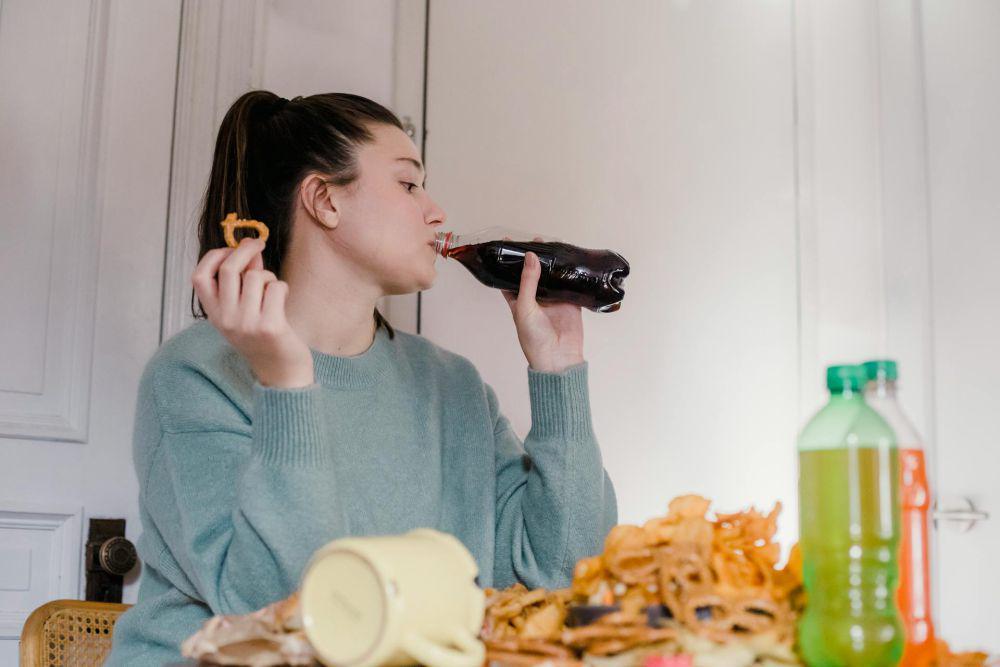 5 Tips Mudah untuk Stop Makan Junk Food, Bye Makanan Instan!
